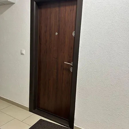 Garsoniera Lux Lorelay Craiova