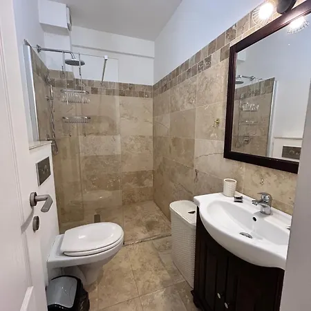 Garsoniera Lux Lorelay Apartment Craiova